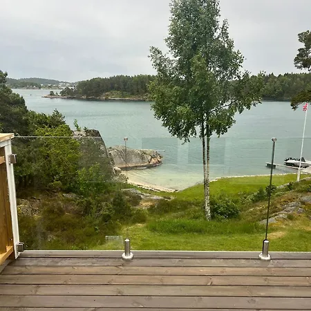Vakantiehuis Entire Seaside With Private Beach! *