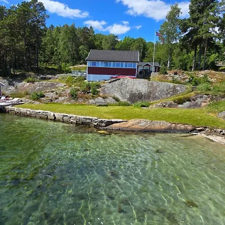 Entire Seaside With Private Beach! * Arendal